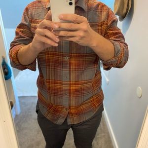 Medium prAna gold, red, and gray flannel.